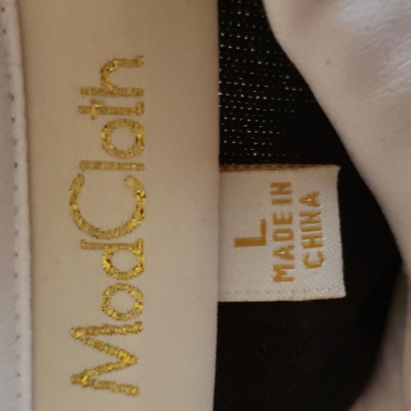 Collared Knit Shell Tank - Picture 3 of 5